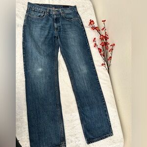 Hart Schaffer Marx men’s jeans. Straight leg blue. Size: 32x32